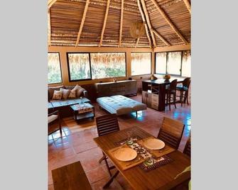 Palapa Jungle Beach House - Lo de Marcos - Dining room