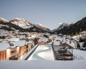 Excelsior Dolomites Life Resort - San Vigilio di Marebbe - Bazén