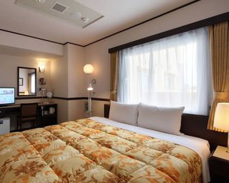 Toyoko Inn Sasebo Ekimae - Sasebo