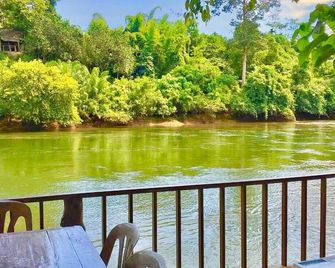 Baan Pak Rim Kuaen Resort - Ban Ta Khun - Balcón