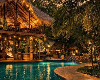 Sundaras Infinity Jungle Resort & Spa - Dambulla