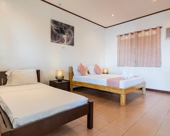 Cliffside Resort - Panglao - Kamar Tidur