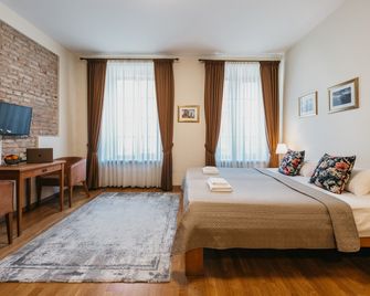 Cathedral Apart-Hotel - Vilnius - Bedroom