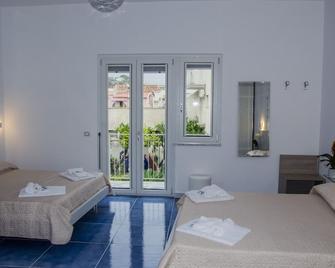 Praja vecchia - Praia a Mare - Camera da letto