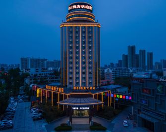 Fukang Hotel (Rizhao Rt-Mart Mango Times Square) - Rizhao - Gebouw