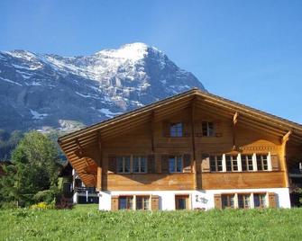 Chalet Asterix - Гріндельвальд - Будівля