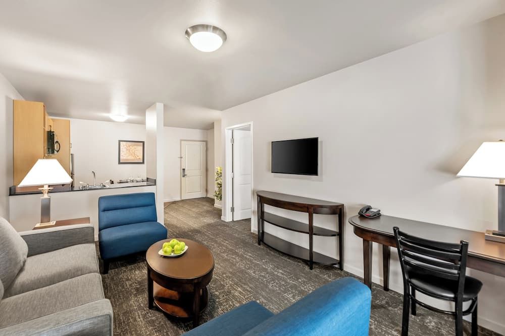 Ledgestone Suites Hotel Yakima - יאקימה - סלון