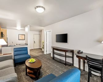 Ledgestone Suites Hotel Yakima - יאקימה - סלון