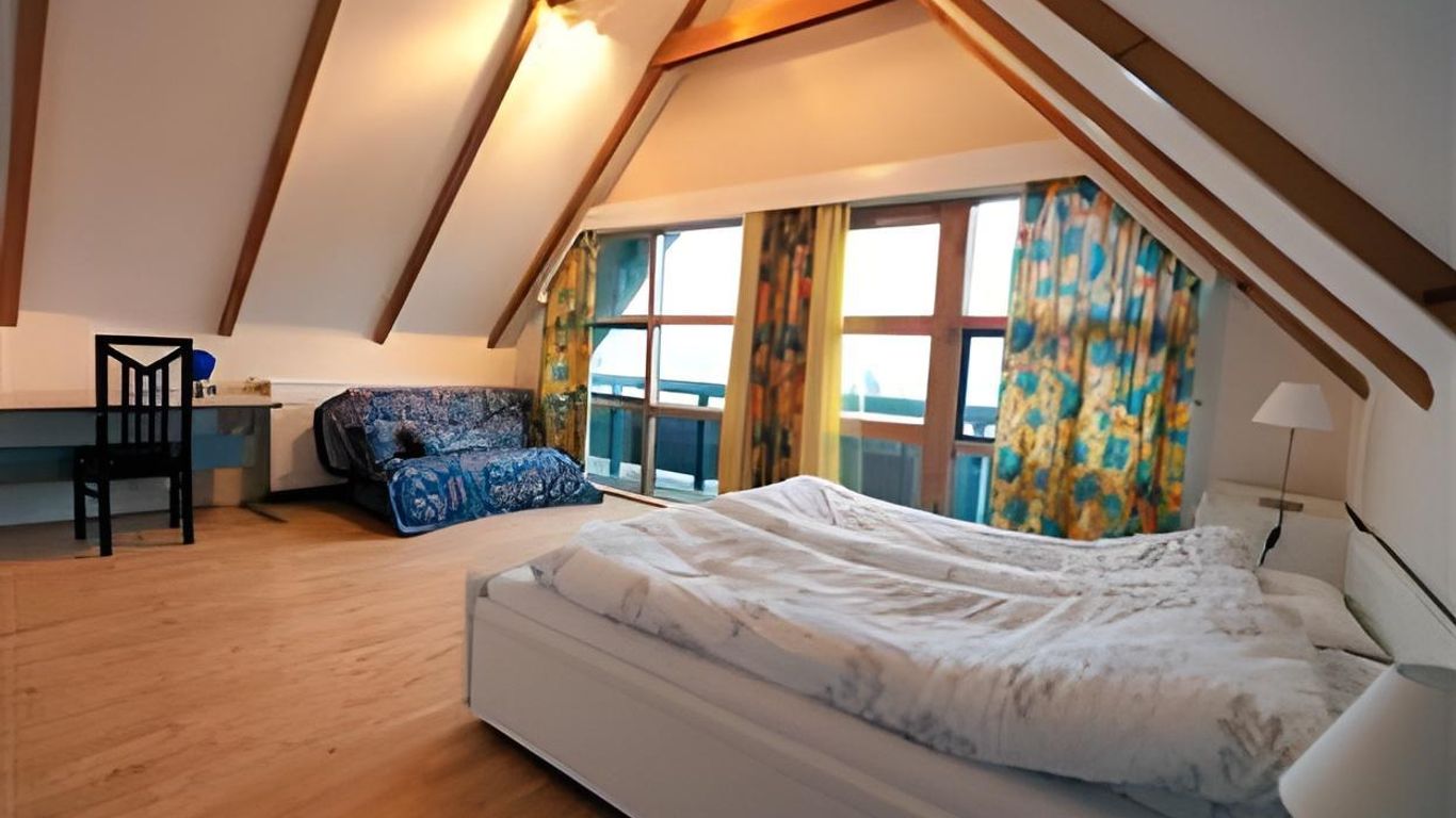 Reykjavik Peace Center Guesthouse