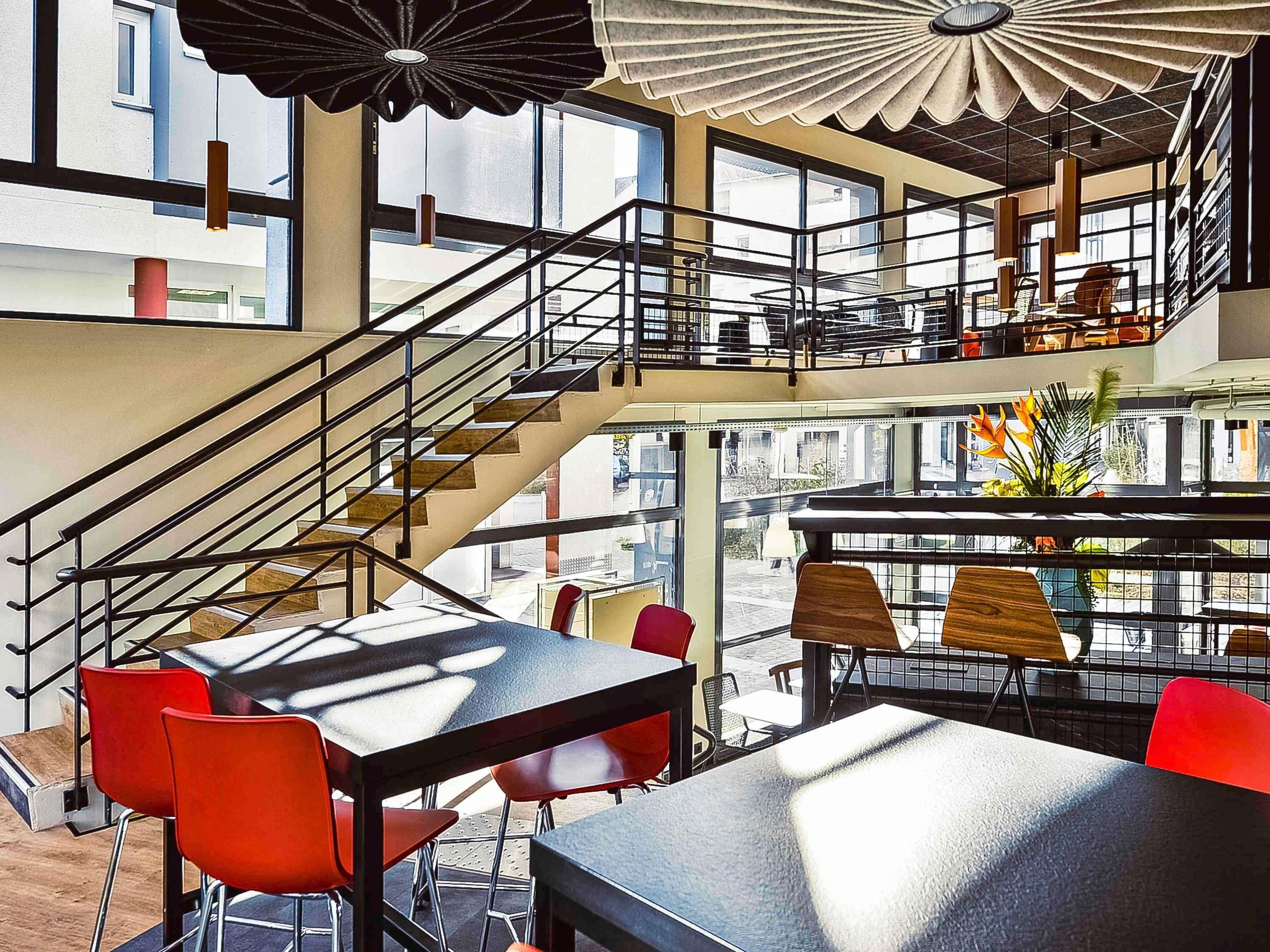 Ibis Annecy Cran Gevrier Hotel - אנסי - בניין
