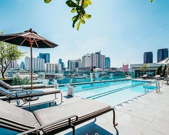Vince Hotel Pratunam - Bangkok - Pool