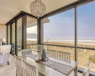 Sand and Sea Condominiums - Seaside - Balcony