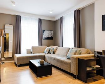 Hotel Ódinsvé - เรคยาวิก - ห้องนั่งเล่น