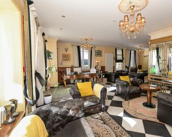 The Originals Boutique, Hôtel Aultia, Ault - Ault - Lobby
