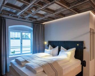 Hotel Kühbacher - Passau - Schlafzimmer