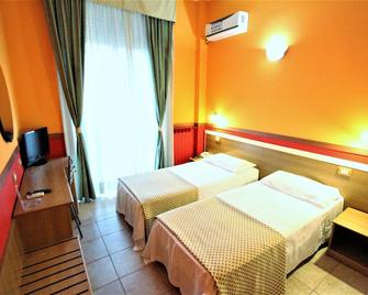 Hotel Corallo - Milan - Bedroom