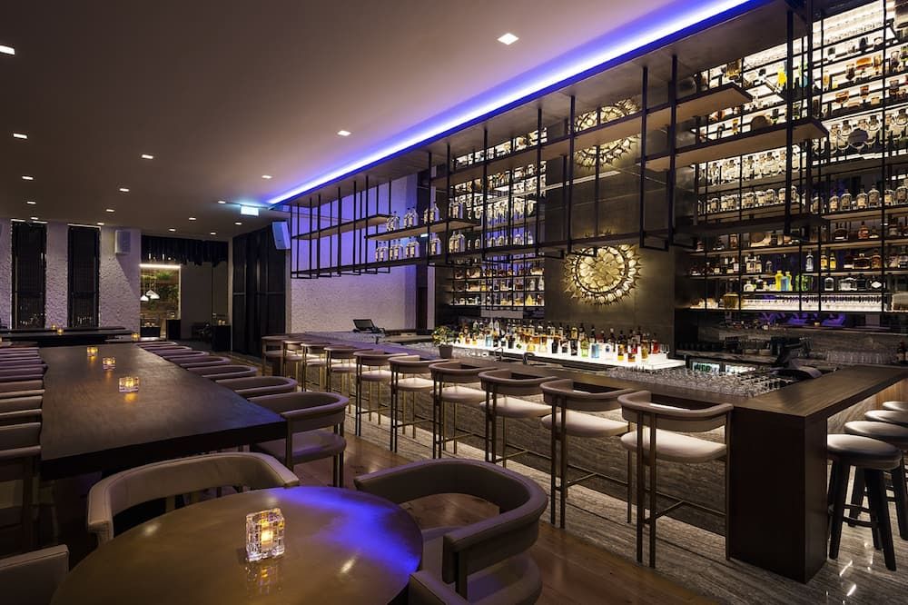 Intercontinental Hotels Doha Beach & Spa By IHG - דוחה - בר