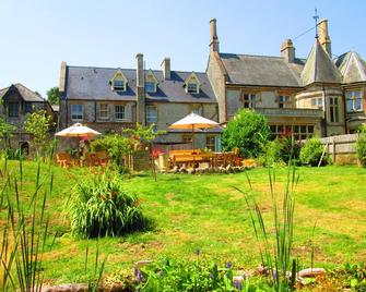 Weston Manor Bed and Breakfast - Totland - Будівля