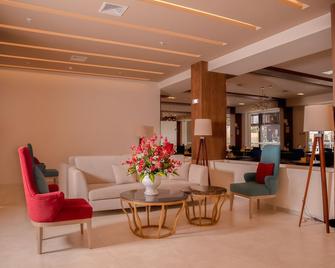 dm Hoteles Tacna - Tacna - Lobby