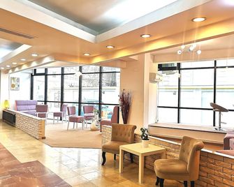 Atrium Hotel Bucharest City Center - בוקרשט - לובי