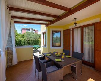 House Katti - Umag - Balkon