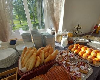 Hotel Poutni Dum - Králíky - Buffet