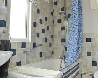 Stowaway Beach House Camber Sands - Rye - Baño