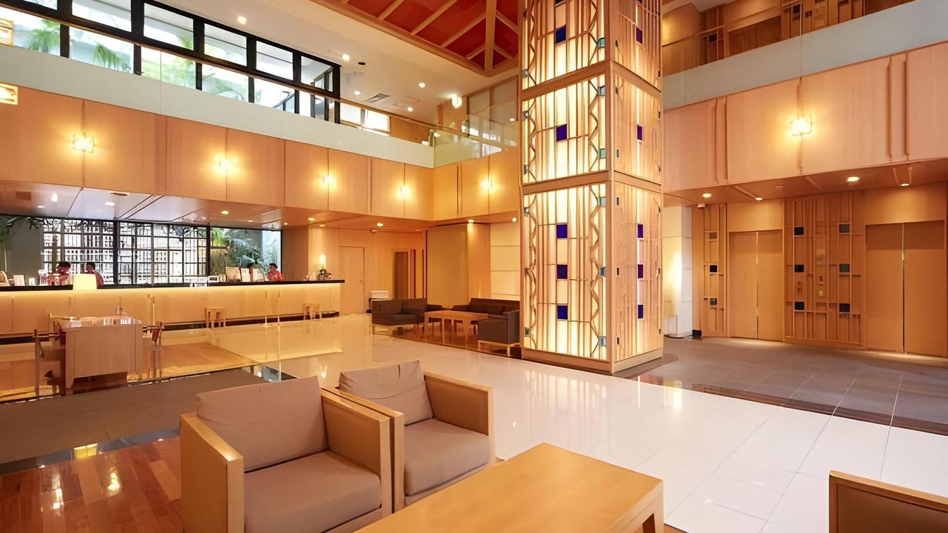 โรงแรมโรโคเร นาฮะ