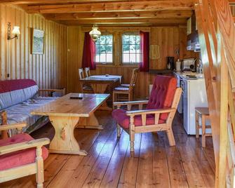 2 bedroom nice apartment in Noresund - Noresund - Living room