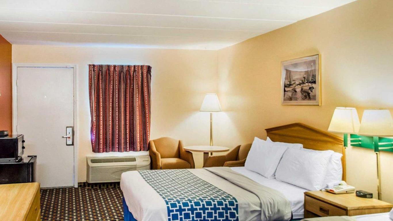 Econo Lodge Franklin - Springboro