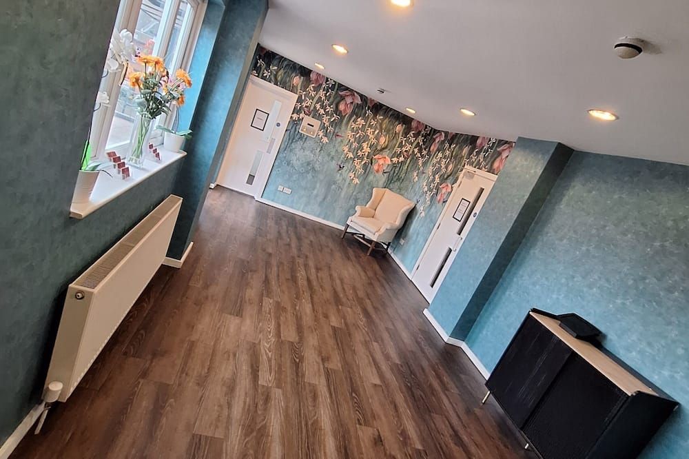 Stockwood Hotel - Luton Airport - לאטון - מסדרון