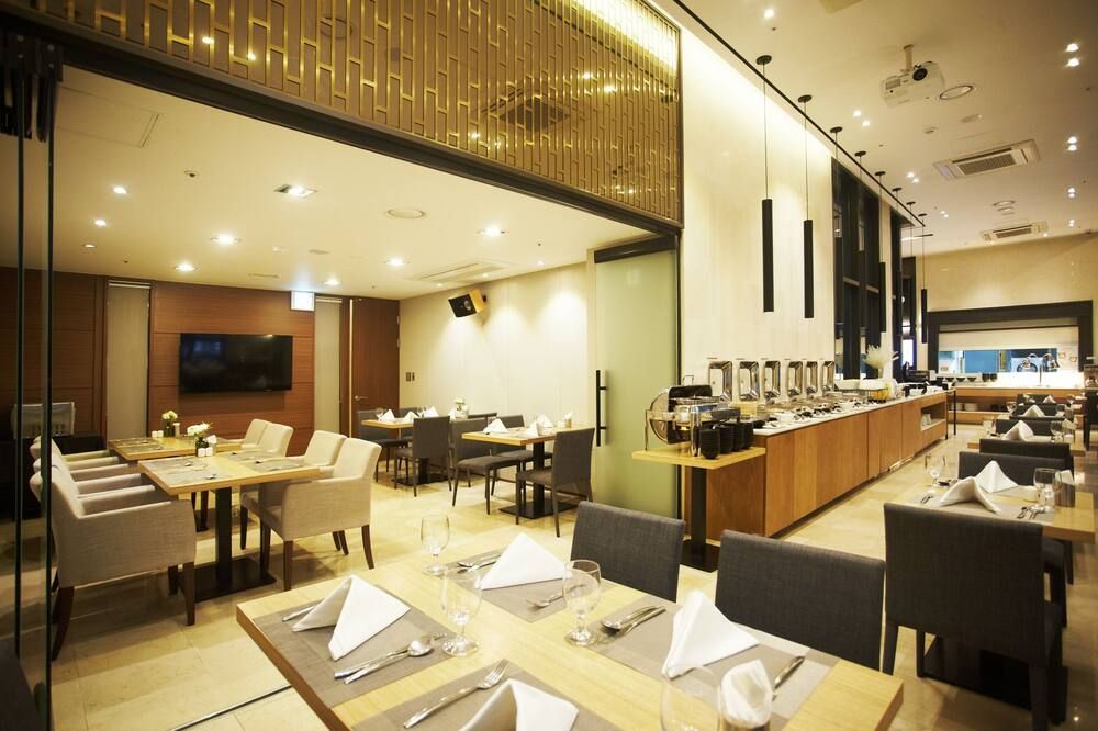 أوه إن سيتي هوتل