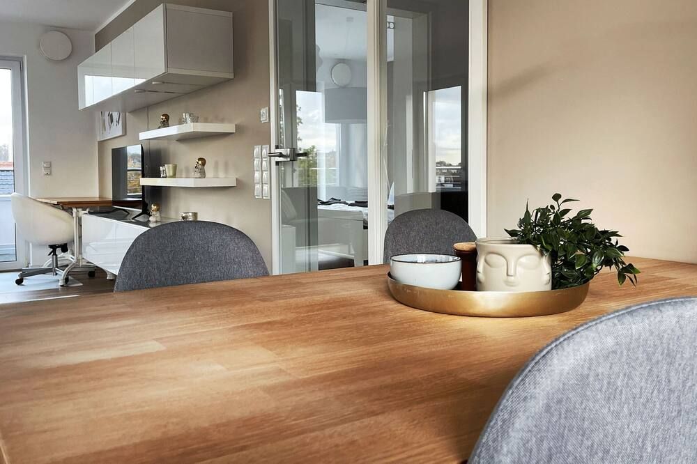 Penthouse I home2share - אוסנבריק - חדר אוכל