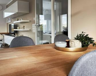 Penthouse I home2share - Osnabrück - Spisestue