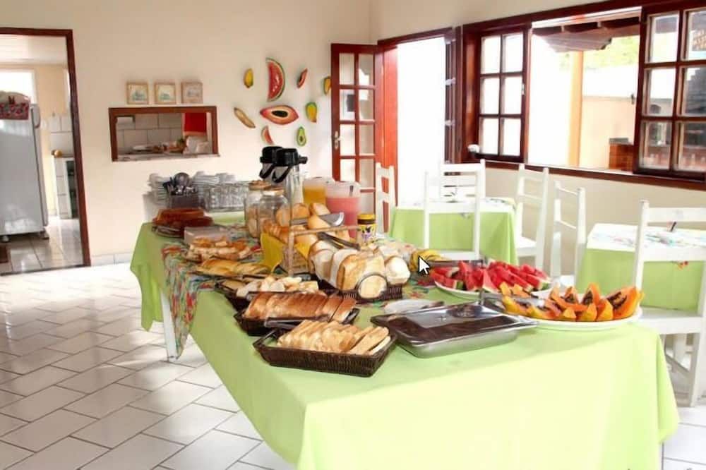 Pousada Pé de Caju - Alcobaça - Buffet