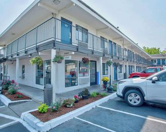 Motel 6 Salem - Salem - Bina