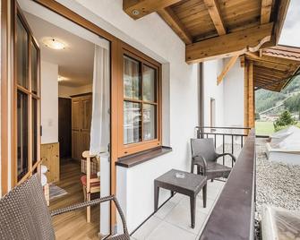 Andre Arnold - Boutique Pension - Sölden - Balkon