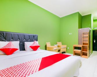 OYO 1014 Bettah Coba 2 Sukabumi - Sukabumi - Schlafzimmer