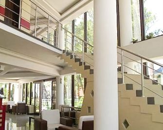 빌라 레타 호텔 & 스파 - 포티 - 로비