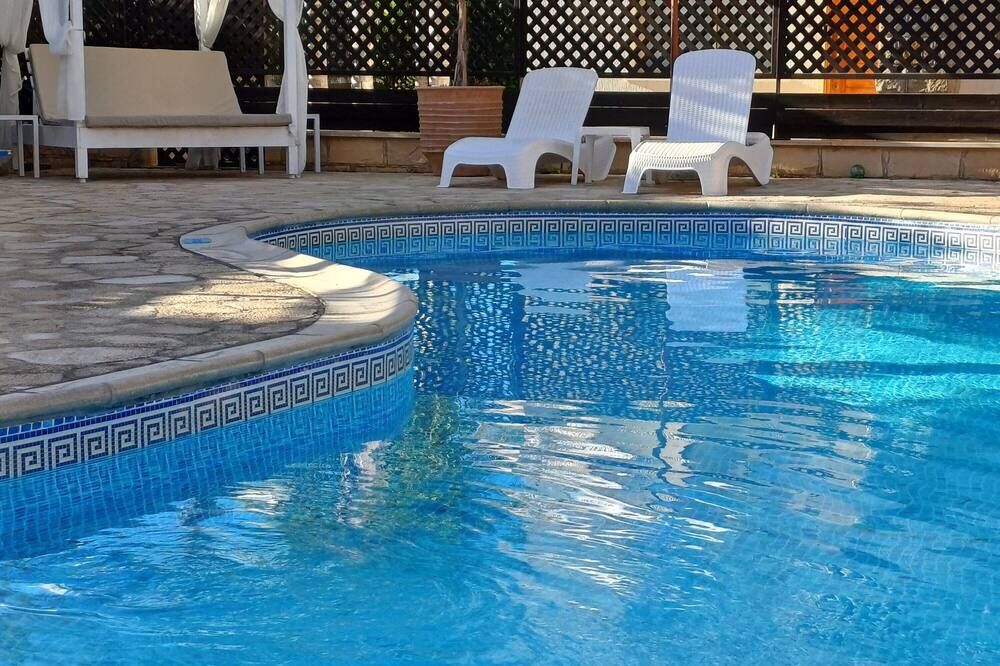 King's Holiday Apartments - Пафос - Басейн