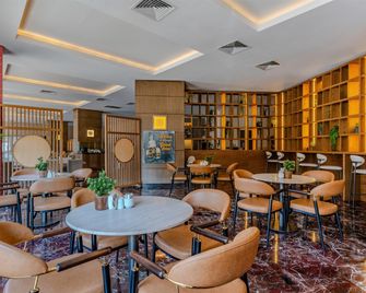 Ramada Plaza by Wyndham Izmir - איזמיר - טרקלין