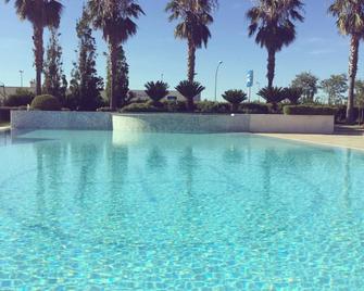 Hotel Altamira - Orsogna - Pool