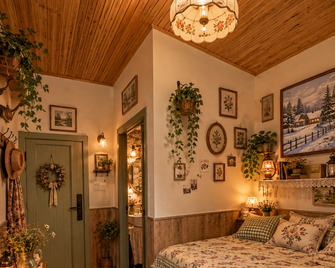 Snow Valley Ruixueju Boutique Homestay - Harbin - Bedroom