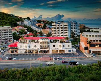 Commodore Suites, SureStay Collection by Best Western - Simpson Bay - Edificio