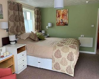 The Kings Head Inn - Longhope - Bedroom