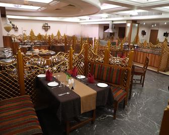 Vestin Park - Chennai - Restaurant