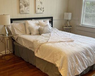 Hannah House South Cozy country living near the city - Thomaston - Slaapkamer