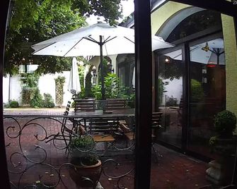 Der Platengarten - Ansbach - Binnenhof