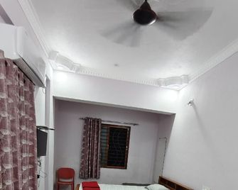 Devatha Residency, Dharmasthala - Ujire - Bedroom