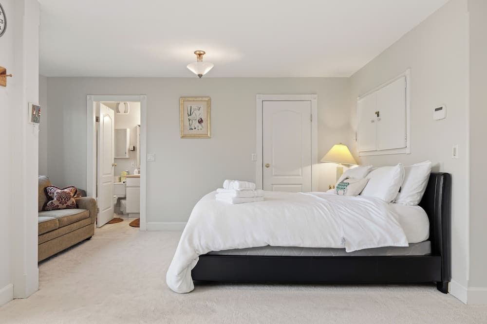 Garden Suite near Jericho Beach - Vancouver
